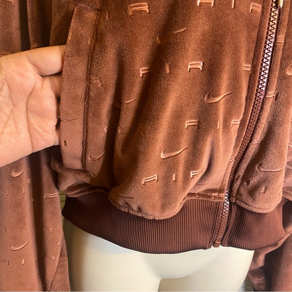 Nike Womens Velour Jacket in Bronze Eclipse Large - Picture 5 of 10